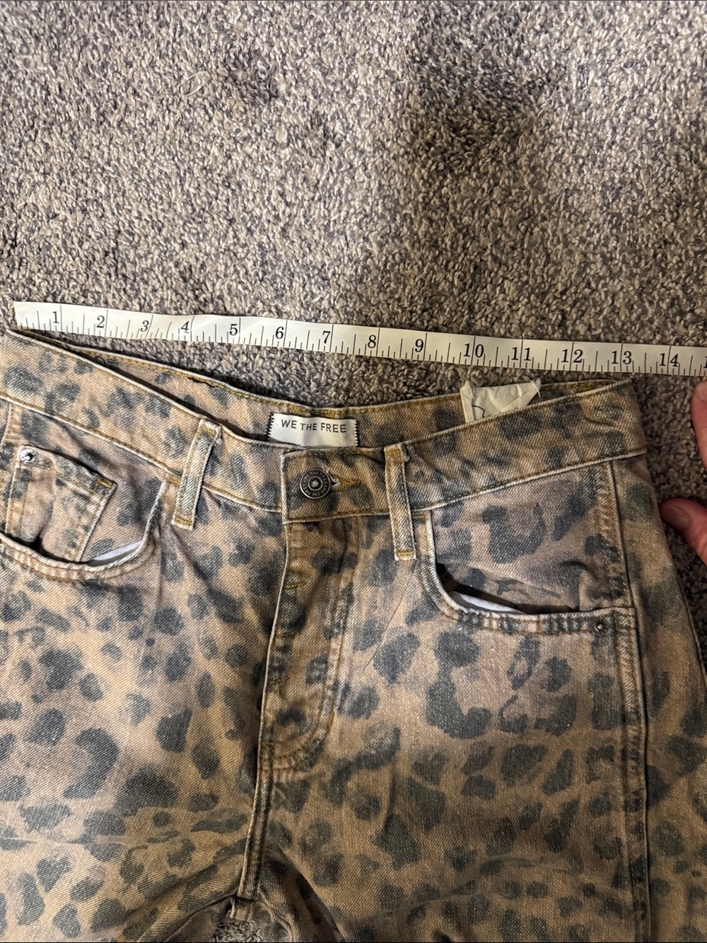 Free People x We The Free Good Luck Leopard Barrel Jeans - Picture 8 of 9